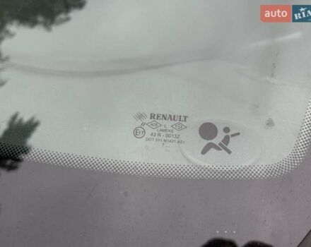 Бежевий Рено Меган, об'ємом двигуна 1.6 л та пробігом 190 тис. км за 5650 $, фото 13 на Automoto.ua