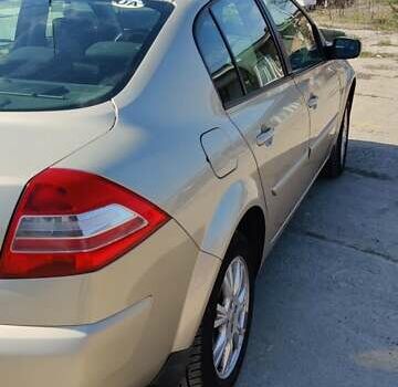 Бежевий Рено Меган, об'ємом двигуна 1.6 л та пробігом 184 тис. км за 4800 $, фото 3 на Automoto.ua