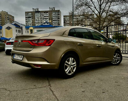 Бежевый Рено Меган, объемом двигателя 1.46 л и пробегом 144 тыс. км за 12500 $, фото 10 на Automoto.ua