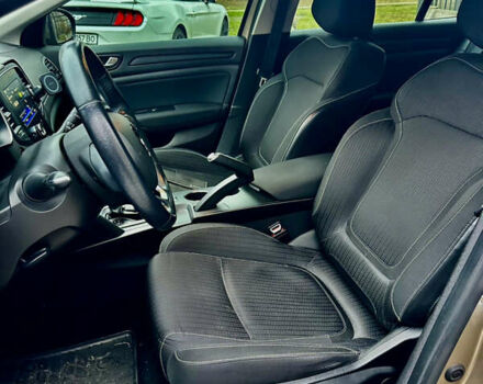 Бежевый Рено Меган, объемом двигателя 1.46 л и пробегом 144 тыс. км за 12500 $, фото 14 на Automoto.ua