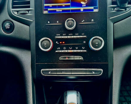 Бежевый Рено Меган, объемом двигателя 1.46 л и пробегом 144 тыс. км за 12500 $, фото 17 на Automoto.ua