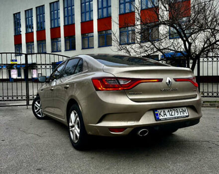 Бежевый Рено Меган, объемом двигателя 1.46 л и пробегом 144 тыс. км за 12500 $, фото 7 на Automoto.ua