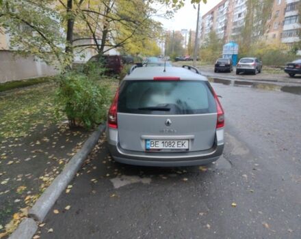 Бежевый Рено Меган, объемом двигателя 1.6 л и пробегом 252 тыс. км за 4800 $, фото 2 на Automoto.ua