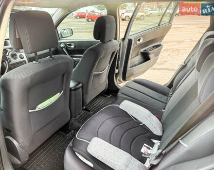 Бежевий Рено Меган, об'ємом двигуна 1.6 л та пробігом 252 тис. км за 4800 $, фото 11 на Automoto.ua