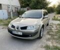 Бежевый Рено Меган, объемом двигателя 1.6 л и пробегом 256 тыс. км за 4750 $, фото 2 на Automoto.ua
