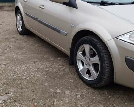 Бежевый Рено Меган, объемом двигателя 1.99 л и пробегом 404 тыс. км за 6000 $, фото 10 на Automoto.ua