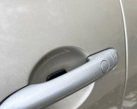 Рено Меган 2006 в Хороле на Automoto.ua Бежевый Рено Меган, объемом двигателя 1.6 л и пробегом 240 тыс. км за 5299 $, фото 49 на Automoto.ua