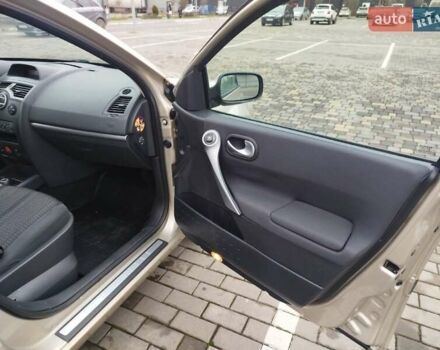 Бежевий Рено Меган, об'ємом двигуна 1.6 л та пробігом 246 тис. км за 4500 $, фото 13 на Automoto.ua