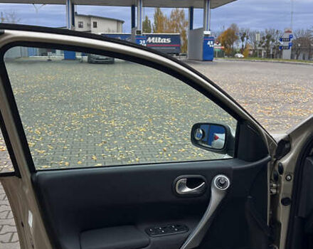 Рено Меган 2006 в Хороле на Automoto.ua Бежевый Рено Меган, объемом двигателя 1.6 л и пробегом 240 тыс. км за 5299 $, фото 23 на Automoto.ua