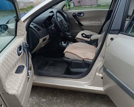 Бежевый Рено Меган, объемом двигателя 1.99 л и пробегом 404 тыс. км за 6000 $, фото 13 на Automoto.ua