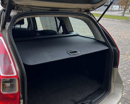 Рено Меган 2006 в Хороле на Automoto.ua Бежевый Рено Меган, объемом двигателя 1.6 л и пробегом 240 тыс. км за 5299 $, фото 45 на Automoto.ua