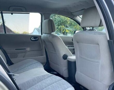 Бежевый Рено Меган, объемом двигателя 1.6 л и пробегом 250 тыс. км за 4700 $, фото 17 на Automoto.ua