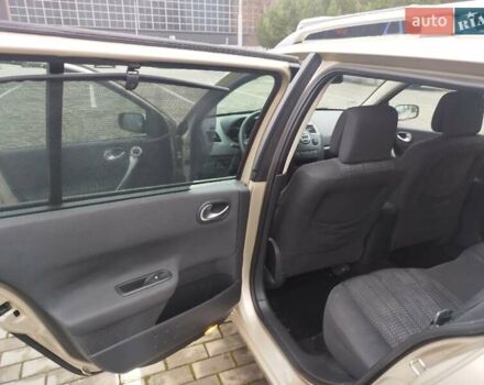 Бежевий Рено Меган, об'ємом двигуна 1.6 л та пробігом 246 тис. км за 4500 $, фото 10 на Automoto.ua