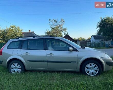 Бежевый Рено Меган, объемом двигателя 1.6 л и пробегом 250 тыс. км за 4700 $, фото 12 на Automoto.ua