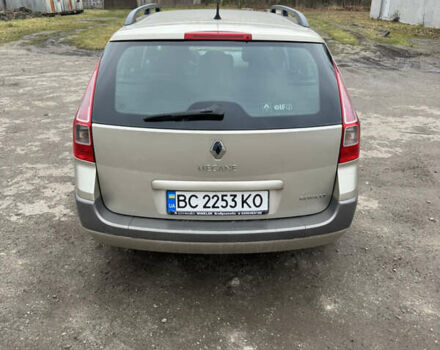 Бежевый Рено Меган, объемом двигателя 1.6 л и пробегом 202 тыс. км за 4200 $, фото 4 на Automoto.ua