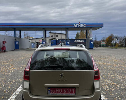 Рено Меган 2006 в Хороле на Automoto.ua Бежевый Рено Меган, объемом двигателя 1.6 л и пробегом 240 тыс. км за 5299 $, фото 3 на Automoto.ua