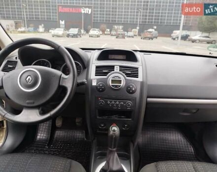 Бежевий Рено Меган, об'ємом двигуна 1.6 л та пробігом 246 тис. км за 4500 $, фото 14 на Automoto.ua