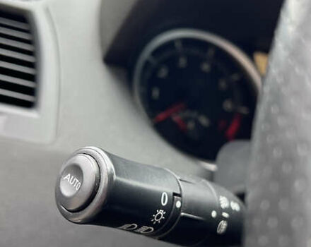 Рено Меган 2006 в Хороле на Automoto.ua Бежевый Рено Меган, объемом двигателя 1.6 л и пробегом 240 тыс. км за 5299 $, фото 28 на Automoto.ua