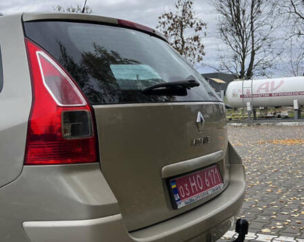 Рено Меган 2006 в Хороле на Automoto.ua Бежевый Рено Меган, объемом двигателя 1.6 л и пробегом 240 тыс. км за 5299 $, фото 13 на Automoto.ua