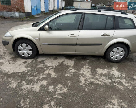 Бежевый Рено Меган, объемом двигателя 1.6 л и пробегом 202 тыс. км за 4200 $, фото 2 на Automoto.ua