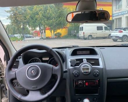 Бежевый Рено Меган, объемом двигателя 1.6 л и пробегом 190 тыс. км за 5900 $, фото 19 на Automoto.ua
