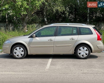 Бежевый Рено Меган, объемом двигателя 2 л и пробегом 190 тыс. км за 6300 $, фото 2 на Automoto.ua