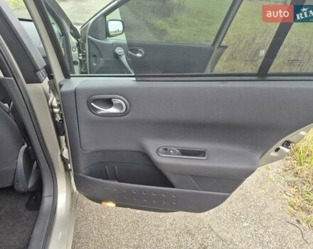 Бежевый Рено Меган, объемом двигателя 1.6 л и пробегом 135 тыс. км за 5450 $, фото 15 на Automoto.ua