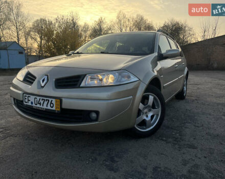 Бежевый Рено Меган, объемом двигателя 1.6 л и пробегом 177 тыс. км за 5899 $, фото 14 на Automoto.ua