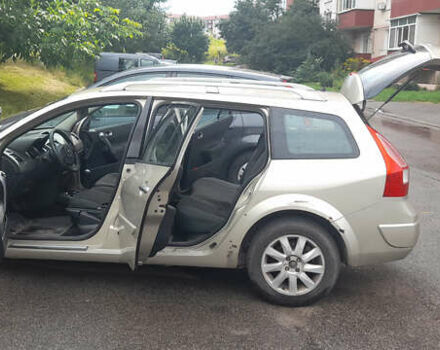 Бежевый Рено Меган, объемом двигателя 1.6 л и пробегом 370 тыс. км за 4000 $, фото 3 на Automoto.ua