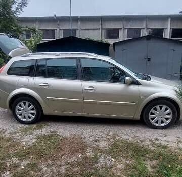 Бежевый Рено Меган, объемом двигателя 1.6 л и пробегом 250 тыс. км за 5800 $, фото 5 на Automoto.ua