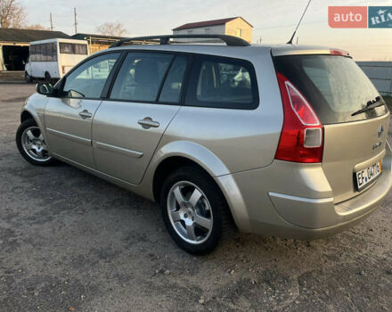 Бежевый Рено Меган, объемом двигателя 1.6 л и пробегом 177 тыс. км за 5899 $, фото 10 на Automoto.ua