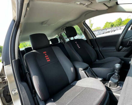 Бежевий Рено Меган, об'ємом двигуна 2 л та пробігом 190 тис. км за 6200 $, фото 13 на Automoto.ua