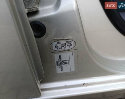 Бежевый Рено Меган, объемом двигателя 1.6 л и пробегом 195 тыс. км за 4800 $, фото 31 на Automoto.ua