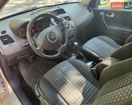 Бежевый Рено Меган, объемом двигателя 1.6 л и пробегом 220 тыс. км за 5300 $, фото 21 на Automoto.ua