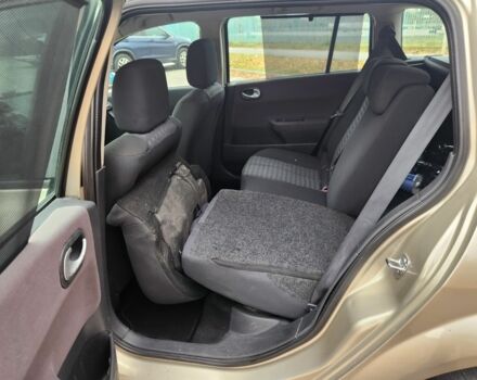 Бежевий Рено Меган, об'ємом двигуна 1.6 л та пробігом 220 тис. км за 5300 $, фото 11 на Automoto.ua