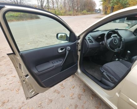 Бежевий Рено Меган, об'ємом двигуна 1.6 л та пробігом 220 тис. км за 5300 $, фото 8 на Automoto.ua