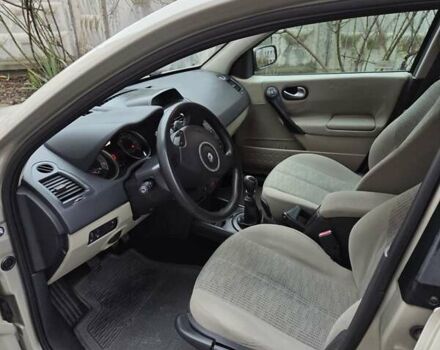 Бежевий Рено Меган, об'ємом двигуна 1.5 л та пробігом 227 тис. км за 5000 $, фото 10 на Automoto.ua