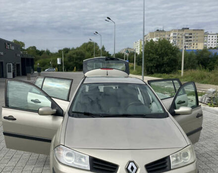 Бежевый Рено Меган, объемом двигателя 1.6 л и пробегом 213 тыс. км за 5200 $, фото 11 на Automoto.ua