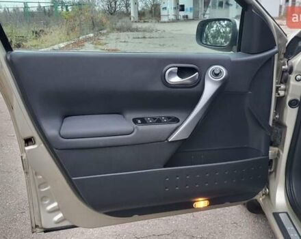 Бежевый Рено Меган, объемом двигателя 1.6 л и пробегом 256 тыс. км за 5600 $, фото 19 на Automoto.ua