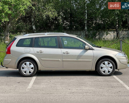 Бежевый Рено Меган, объемом двигателя 2 л и пробегом 190 тыс. км за 6300 $, фото 3 на Automoto.ua