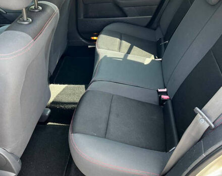 Бежевый Рено Меган, объемом двигателя 2 л и пробегом 190 тыс. км за 6300 $, фото 9 на Automoto.ua