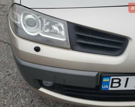 Бежевый Рено Меган, объемом двигателя 1.6 л и пробегом 256 тыс. км за 5600 $, фото 4 на Automoto.ua