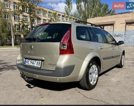 Бежевый Рено Меган, объемом двигателя 1.6 л и пробегом 203 тыс. км за 5500 $, фото 5 на Automoto.ua