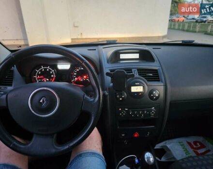 Бежевый Рено Меган, объемом двигателя 1.6 л и пробегом 220 тыс. км за 5300 $, фото 47 на Automoto.ua