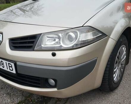 Бежевый Рено Меган, объемом двигателя 1.6 л и пробегом 256 тыс. км за 5600 $, фото 7 на Automoto.ua
