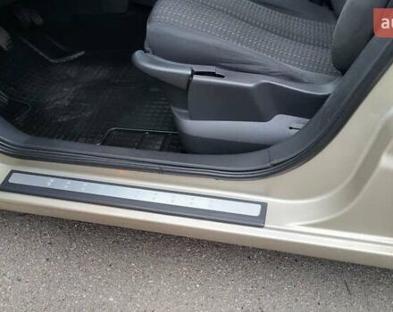 Бежевый Рено Меган, объемом двигателя 1.6 л и пробегом 256 тыс. км за 5600 $, фото 18 на Automoto.ua