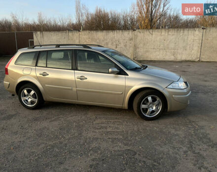 Бежевый Рено Меган, объемом двигателя 1.6 л и пробегом 177 тыс. км за 5899 $, фото 4 на Automoto.ua