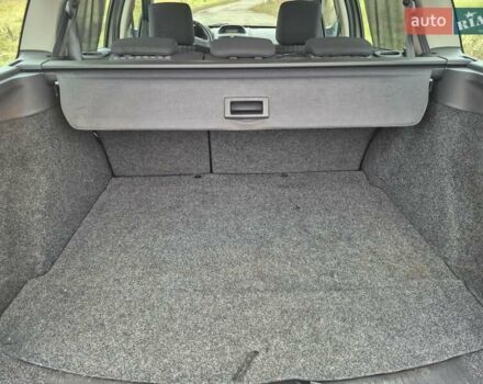 Бежевый Рено Меган, объемом двигателя 1.6 л и пробегом 135 тыс. км за 5450 $, фото 17 на Automoto.ua