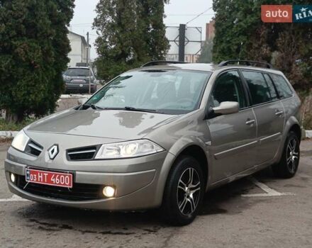 Бежевый Рено Меган, объемом двигателя 1.6 л и пробегом 234 тыс. км за 4750 $, фото 1 на Automoto.ua