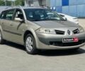 Бежевый Рено Меган, объемом двигателя 1.9 л и пробегом 295 тыс. км за 3990 $, фото 2 на Automoto.ua